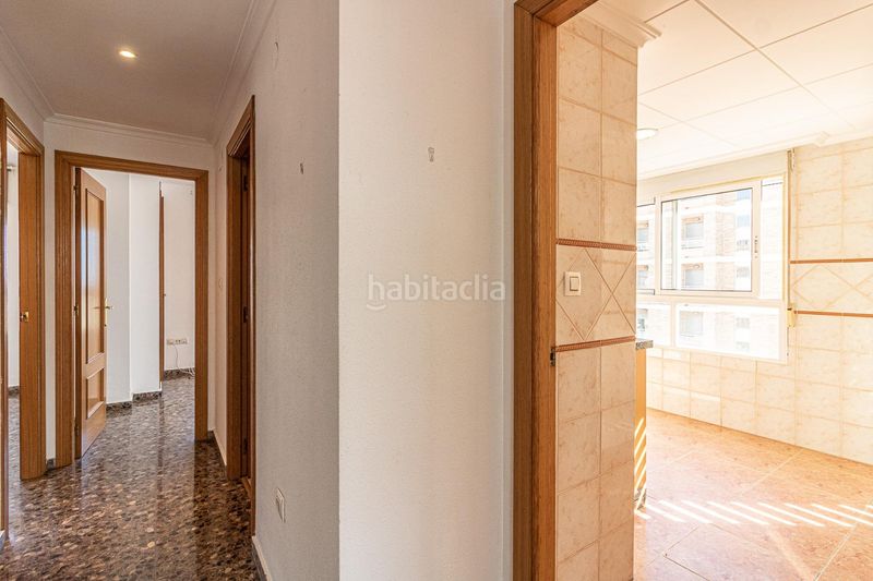 Foto 7730d6b2-3e35-4e47-94ae-2d760c6881f9. Pis amb aparcament a pueblo de Cullera Cullera