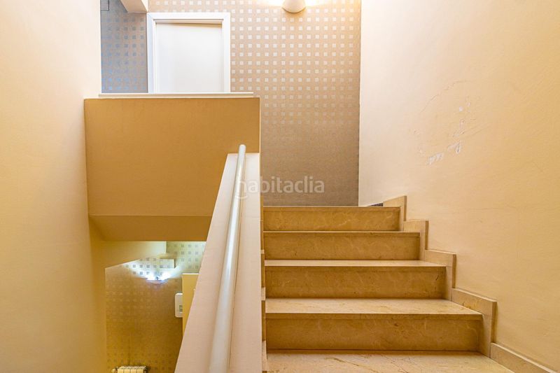 Foto 4027fd6c-97b9-4559-8d08-cb26b642e59a. Casa adossada amb aparcament a Carlet