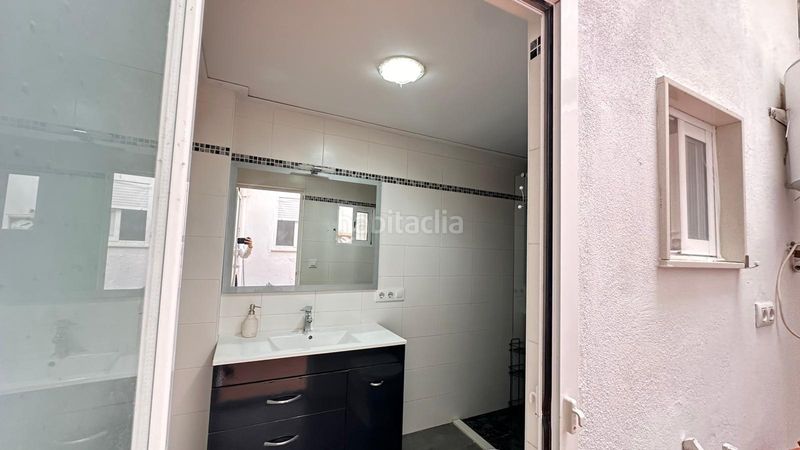 Foto c8f618fa-bf0e-4d1b-ad5e-b1cce25c5a0b. Planta baixa amb calefacció a Carlet
