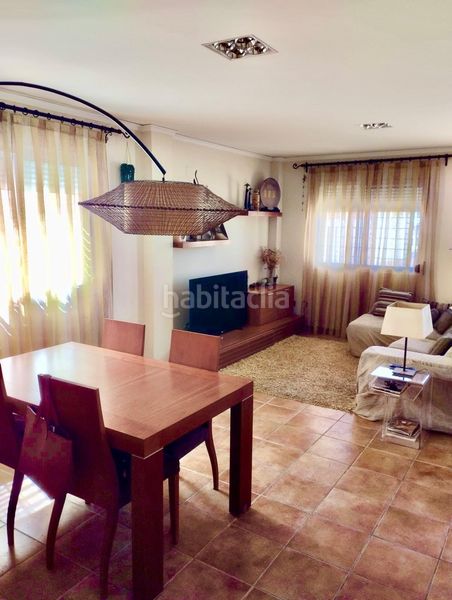 Foto e6032a8e-8e62-4529-a03d-a6909e85aa86. Casa adossada amb calefacció aparcament a El Marenyet Cullera