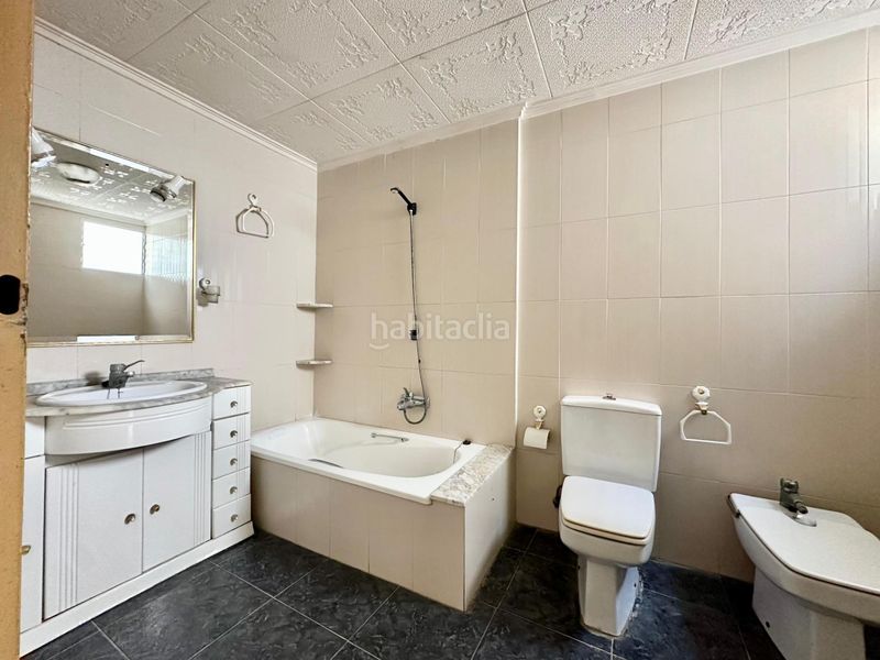 Foto afe1f6c0-80a9-4958-b755-1e54e3118c61. Casa a Carlet