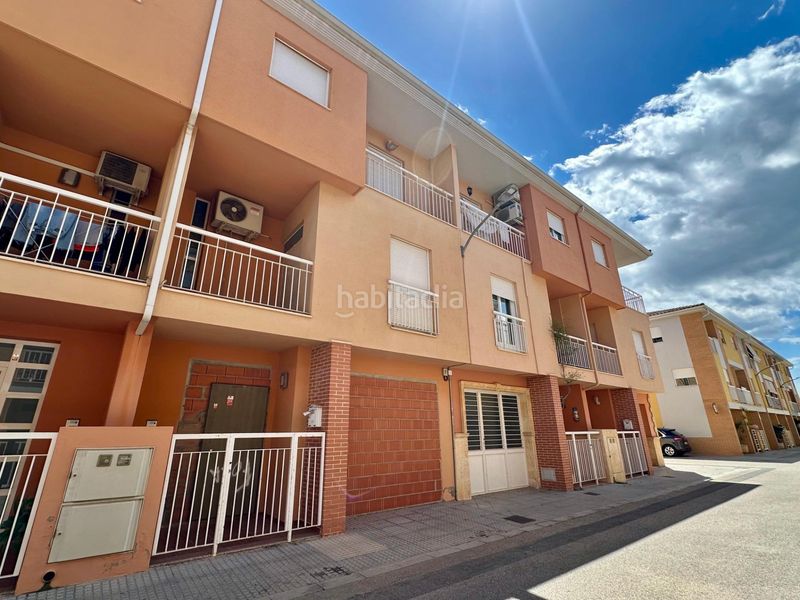 Foto 2e1498ea-97b0-4e9a-be18-fc84fde2df92. Casa adossada amb aparcament a Carlet