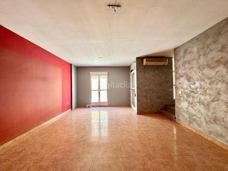 Foto 3ede57bd-5b45-4fd3-8bd7-d4fb3793ae88. Casa adossada amb aparcament a Carlet