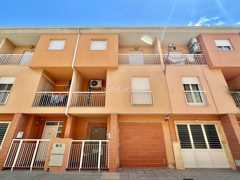Foto 5ee0f356-a147-4e52-a68f-8449260fd519. Casa adossada amb aparcament a Carlet
