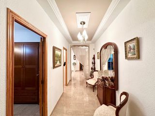 House in Alcúdia (l´). Amplia planta baja con gran patio y múltiples posibilidades en l