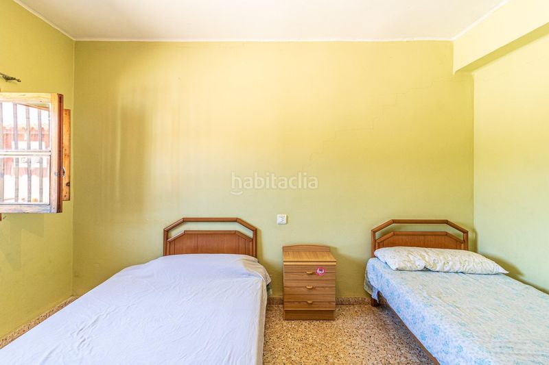 Foto f910eeac-6a7e-421a-aa27-ac19deb3330c. Xalet amb aparcament piscina a Carlet