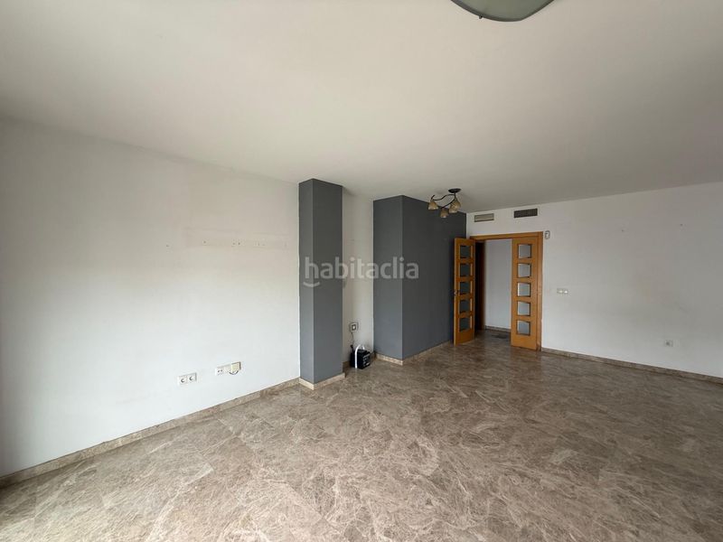 Foto 9b5ac5ab-2961-44e4-a63a-40aec73d2bc8. Pis a Monserrat