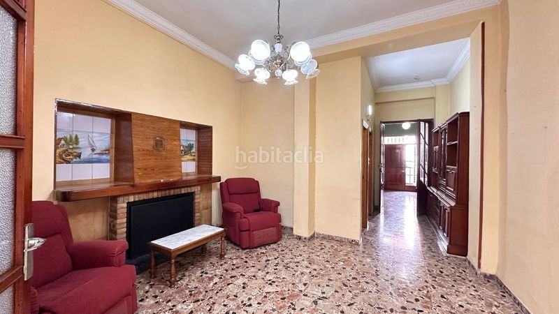 Foto 1032aebe-f7c5-47ba-bee2-05b382f3f8e0. Casa amb aparcament a Carlet