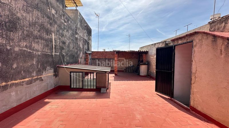 Foto 2a19335d-610d-4729-9f66-59985e67c908. Casa amb aparcament a Carlet