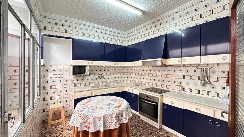 Foto 55e8ab31-3a2d-4109-804c-56b7f62e6d79. Casa amb aparcament a Carlet