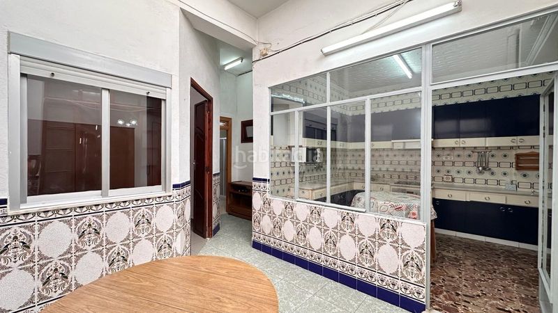 Foto 91abca6c-7d3a-434c-bd24-de9253fdddc2. Casa amb aparcament a Carlet