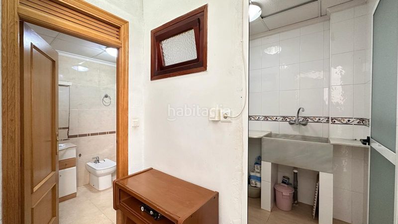 Foto f159c588-040e-4834-95ea-6bd9cb185e1c. Casa amb aparcament a Carlet