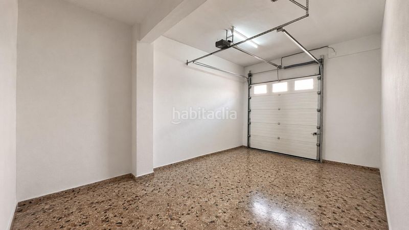 Foto f1e43f79-b52d-4188-9ef5-697b2bf5c0af. Casa amb aparcament a Carlet