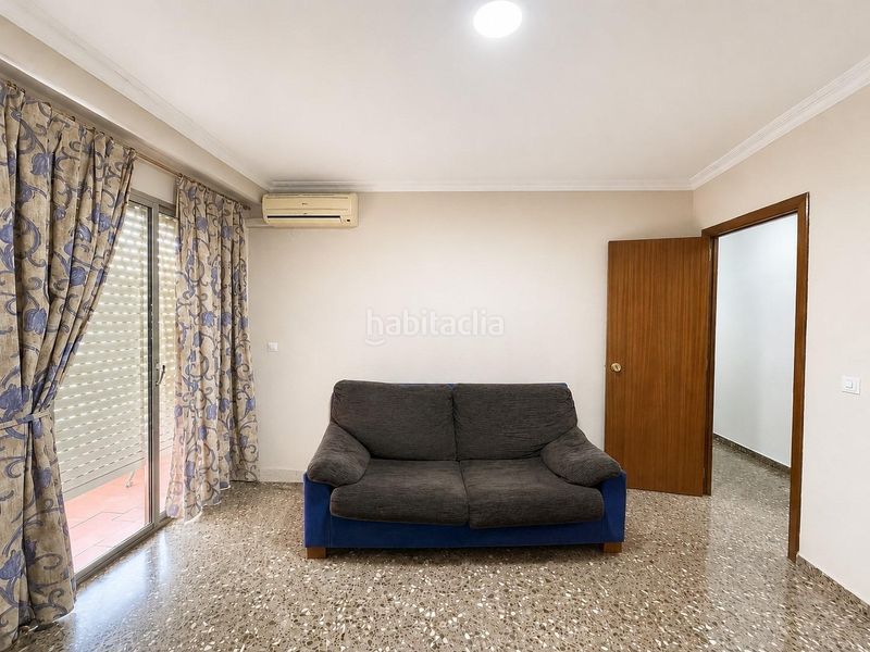 Foto f5ef03d1-8409-475e-8404-4635de8193ea. Pis amb aparcament a Carlet