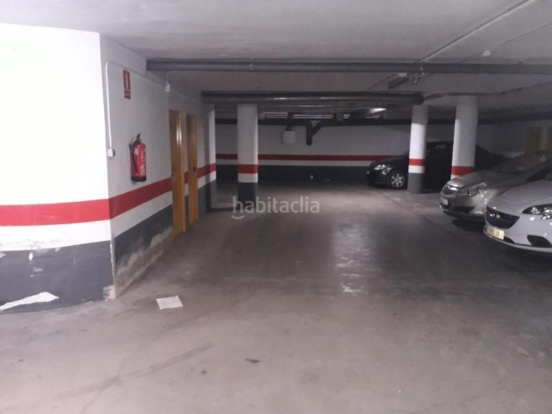 Foto a873aca1-5f8b-4316-a99b-a584026b1441. Aparcament cotxe a Alginet