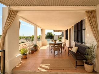 Xalet a Carlet. Chalet rústico con parcela de 1.665 m2, agua potable y luz  125.