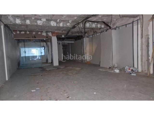 Foto 2d3d622a-3009-4167-bc3c-ecadac80794f. Local comercial a Alberic