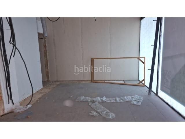 Foto c815de9f-403d-4310-8c76-f502e4ebc36b. Local comercial a Alberic