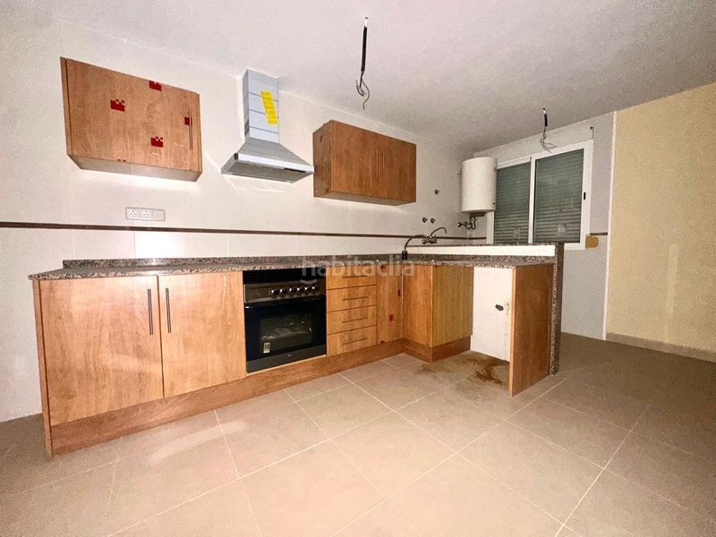 Foto a87261fd-028a-414b-a38c-8e94d0798391. Pis amb aparcament a Llombai