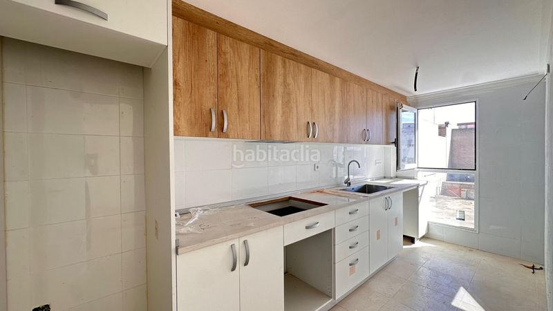 Foto cb34b557-d06e-4269-ad70-89bb08bafd6f. Pis amb aparcament a Benifaió