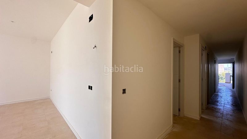 Foto f0bc70f5-80a1-4a7e-a1f5-dba26e8cac63. Pis amb aparcament a Benifaió
