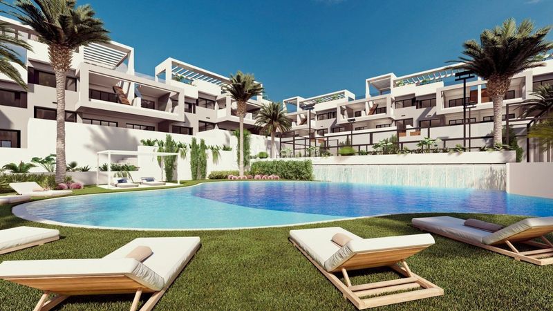Foto 668e5690-5941-480a-80ac-6e3c20f4c1ca. Casa amb piscina a Los Balcones-Los Altos Torrevieja