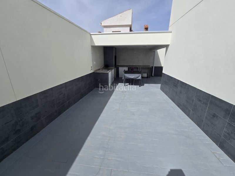 Foto 0f193b5c-fc41-427c-92f9-0bf5eb152f28. Casa , los balcones, chalet de 130 m2, totalmente reformado, 4 dormitorios, 2 baños, 400 m2 de parcela, piscina privada, park en Torrevieja