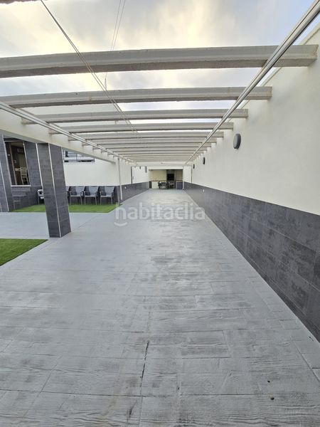 Foto c4b8b087-9960-455f-a7eb-d34ad174d27b. Casa , los balcones, chalet de 130 m2, totalmente reformado, 4 dormitorios, 2 baños, 400 m2 de parcela, piscina privada, park en Torrevieja