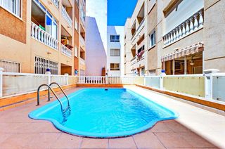 Dachwohnung in Avenida Habaneras - Curva de Palangre. Torrevieja, zona curva del palangre, atico de 64 m2, 3 dormitori