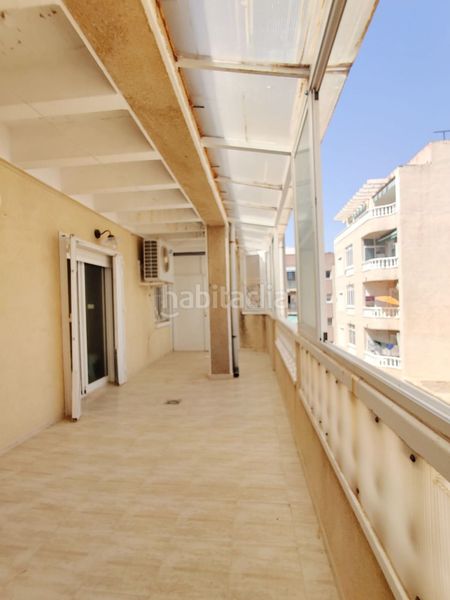 Foto b9043209-dd66-48c7-b015-6b524278aea7. Àtic amb piscina a Avenida Habaneras - Curva de Palangre Torrevieja