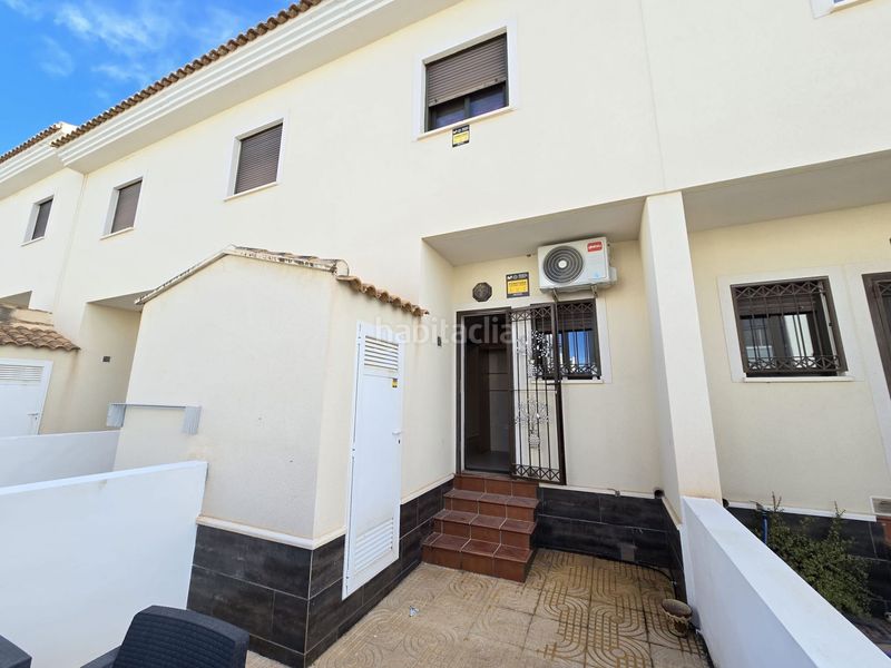 Foto 511f4f52-5d69-4776-b8dd-982a95f10a14. Casa adossada amb piscina a Lo Marabú Rojales