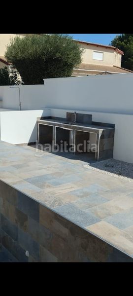 Foto 0c3504a3-920c-48f0-9f11-f3e6e3ce531a. Casa amb piscina a Jacarilla
