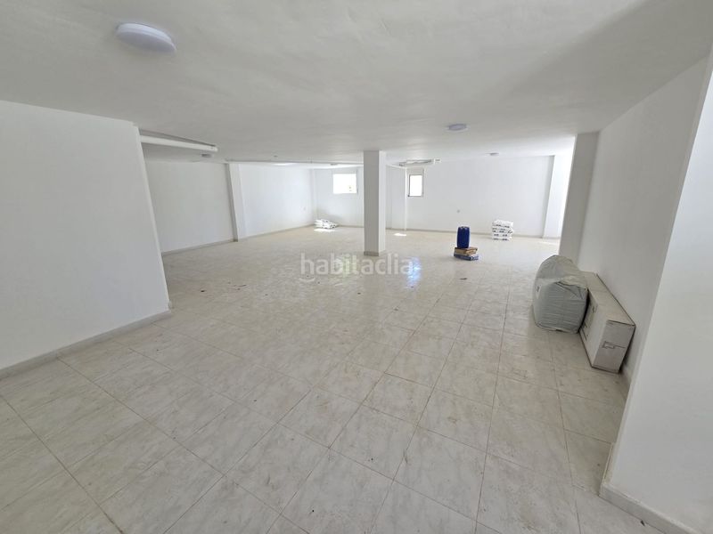 Foto 384f3a88-7264-4f94-b477-76c509d797a8. Casa amb piscina a Jacarilla
