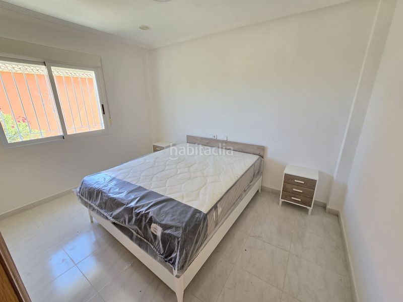 Foto 58035793-30e4-4261-a45d-fe80c593d86a. Casa amb piscina a Jacarilla