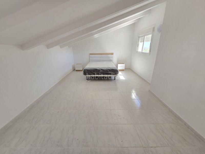Foto 5c1c3161-f37a-4b25-94cb-7a6d78a9a7bc. Casa amb piscina a Jacarilla