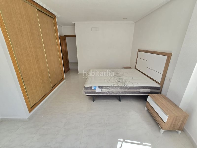 Foto 5ef0a166-797c-4b11-a1b8-414cf364ae5d. Casa amb piscina a Jacarilla