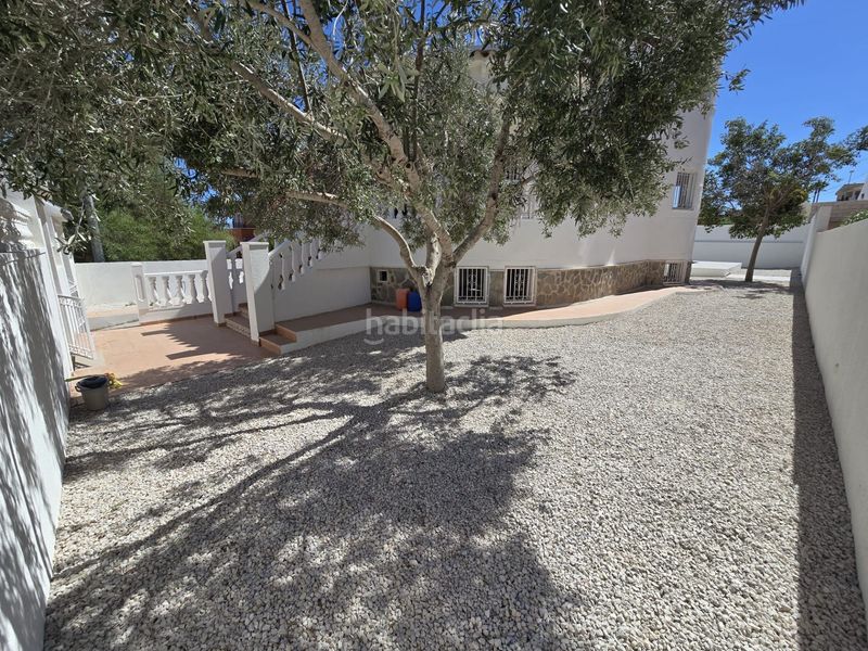 Foto 90cc5e8f-4127-4a03-8787-5e3b71b2cd35. Casa amb piscina a Jacarilla