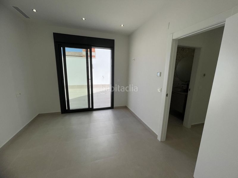 Foto a6590a3d-5318-4a07-8af2-e6726393fa10. Casa a Almoradí