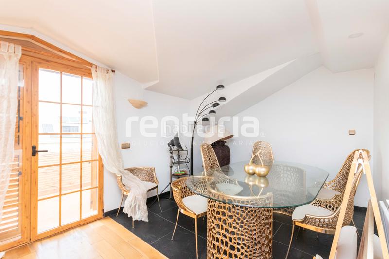 Foto 0f9e00d8-032c-4373-bf4f-9bbd6244dc88. Xalet amb xemeneia aparcament piscina a Picanya