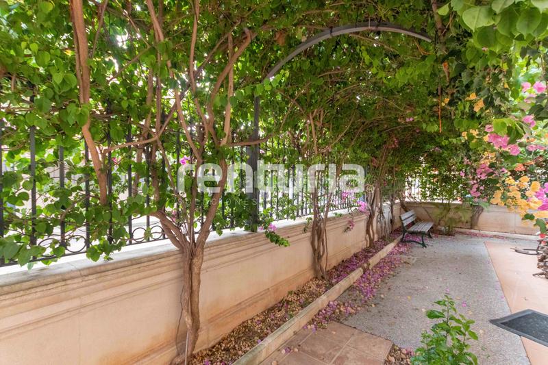 Foto 20590510-2d8e-48b8-b4ad-11b3c9b880d6. Xalet amb xemeneia aparcament piscina a Picanya