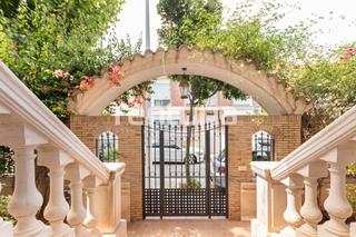 Xalet a Picanya. Chalet unifamiliar con piscina privada