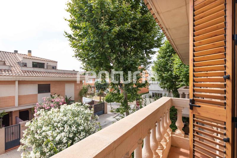 Foto 3c43b4d3-eaa2-41b3-89cd-89799be88b48. Xalet amb xemeneia aparcament piscina a Picanya