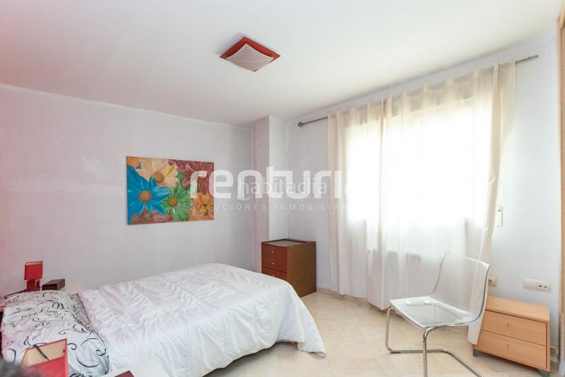 Foto ff690716-2f40-4461-bd56-356a6fcc09ac. Etagenwohnung mit heizung in Font de la Figuera (la)