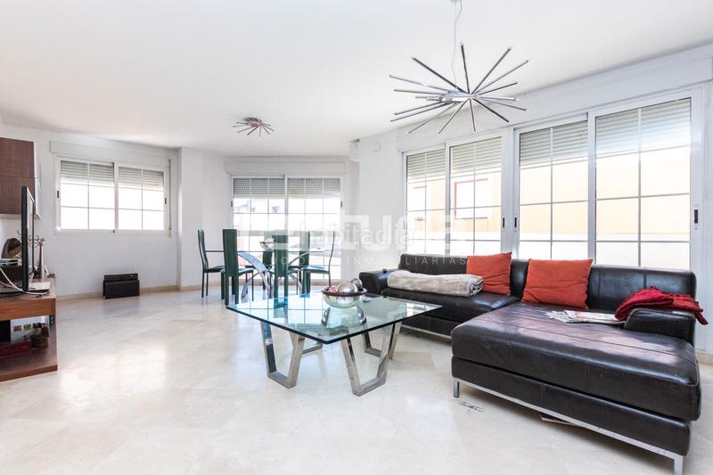 Foto cb5c9d99-793d-4545-9778-e27b9736e6e4. Duplex con riscaldamento in Font de la Figuera (la)