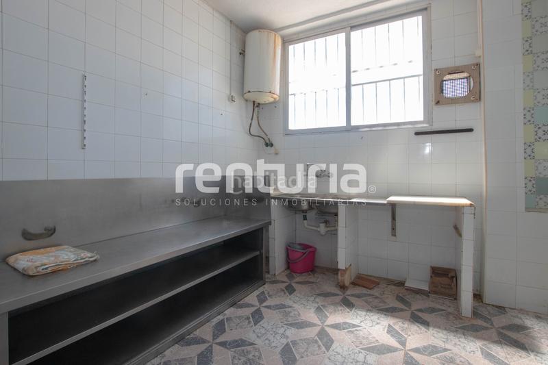 Foto 208c3e9d-d9d4-4951-a706-605c36dfbbce. Geschäftsraum in El Perelló Sueca