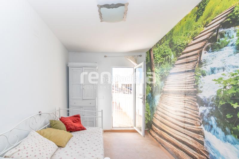 Foto dda58bc2-fc6a-482e-bb7b-79cd47cdbd13. Àtic a Font de la Figuera (la)