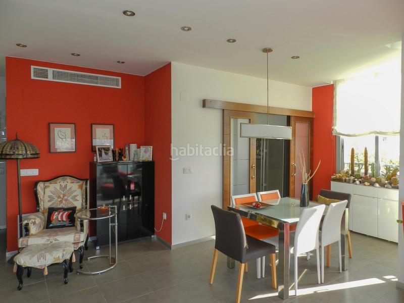 Foto eb16d29e-306a-4ca7-a6fc-8958adb04888. Maison jumelée avec chauffage parking piscine dans El Faro Cullera