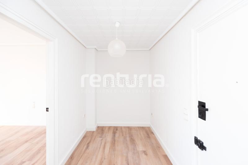 Foto 6df41b08-8bdb-4992-9318-6eede1855beb. Location appartement avec chauffage dans El Mercat Valencia