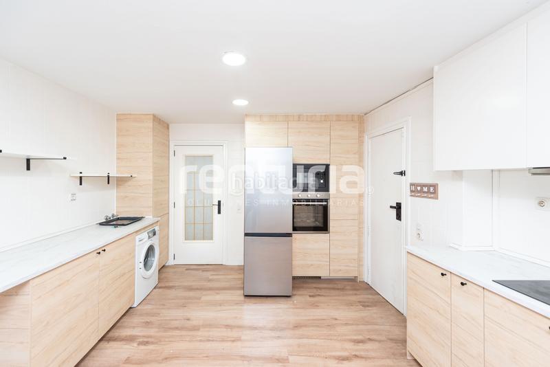 Foto bc4151a5-55af-47e8-83a0-5a1298b9113f. Location appartement avec chauffage dans El Mercat Valencia