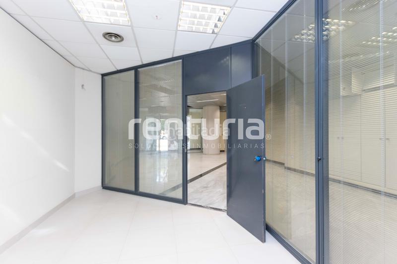 Foto 4c2c9aac-cd3e-4811-8f78-d7d2a056b399. Geschäftsraum in avinguda de la constitució 38 in Valencia